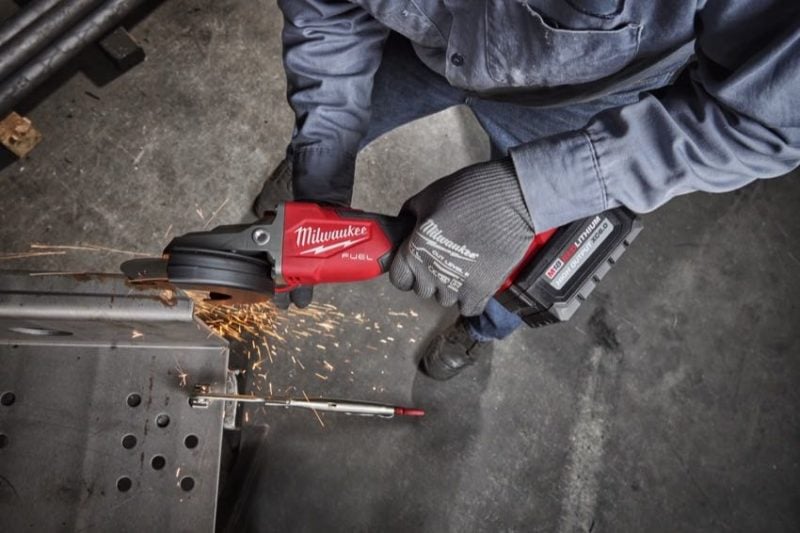 Milwaukee 2887-20 M18 FUEL 5 Flathead Braking Grinder slide