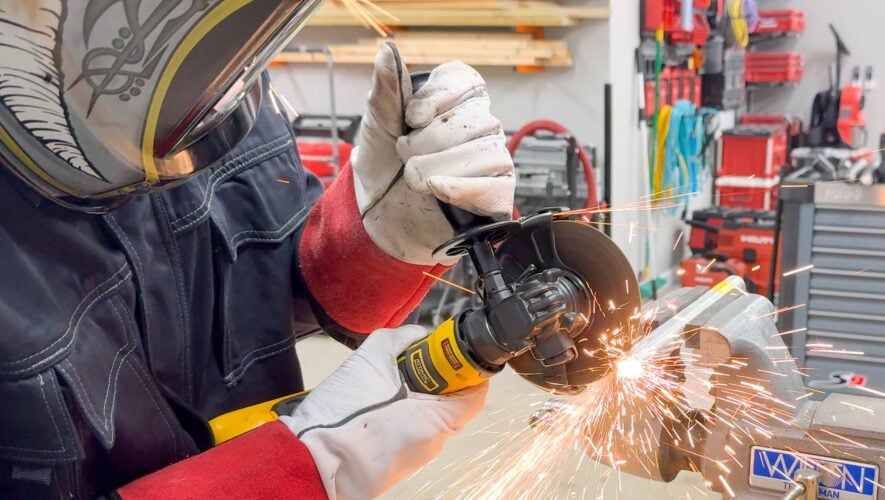 DeWalt DCG402