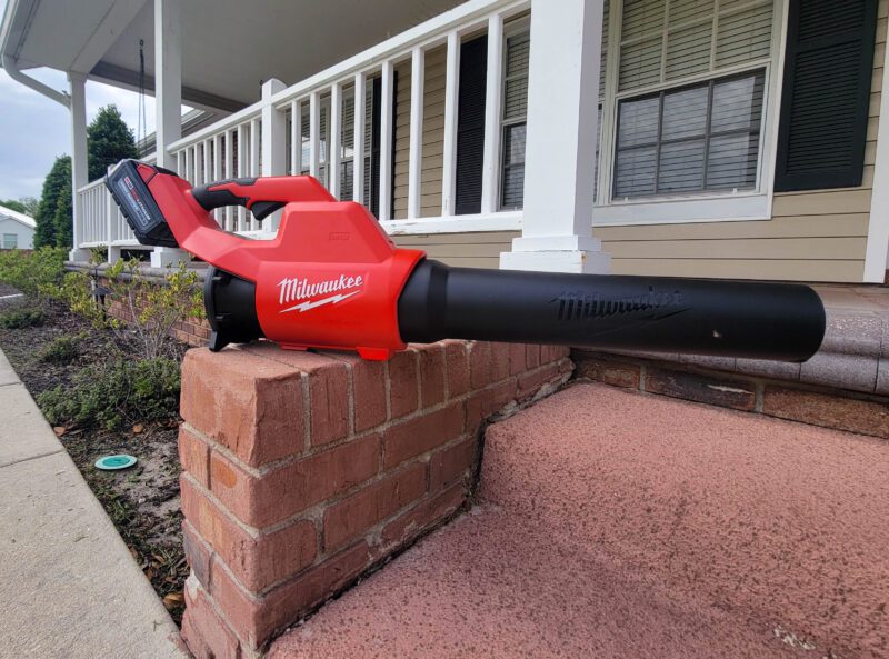 Milwaukee M18 Brushless Blower Profile