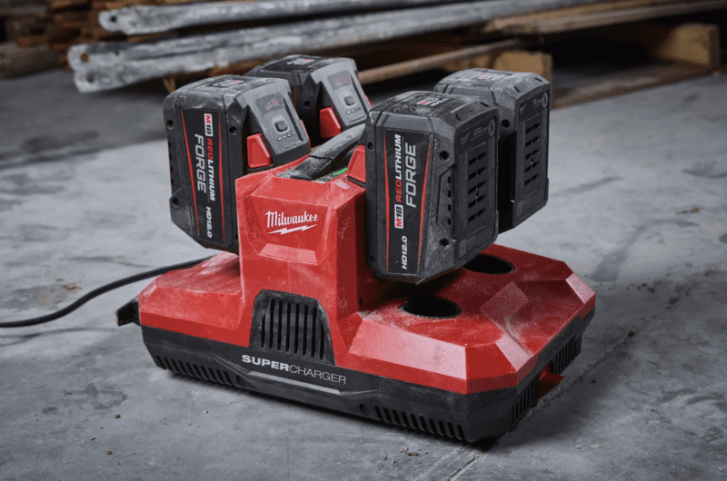 4-bay super charger