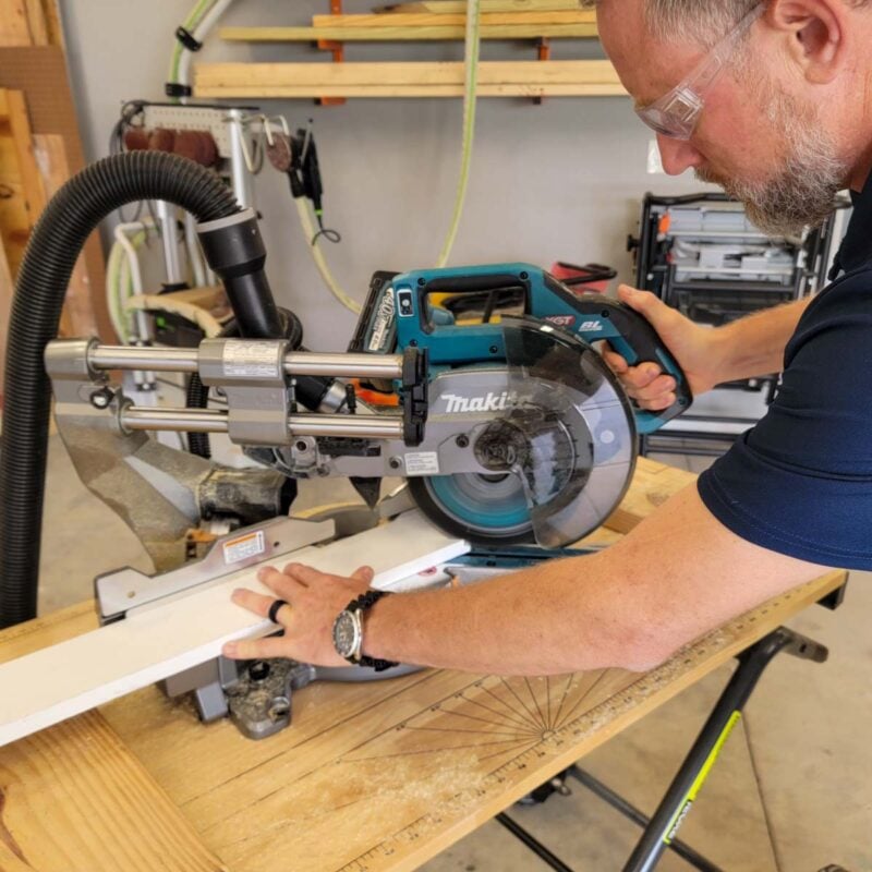 Makita 40V max XGT 8 1/2-inch Miter Saw GSL02